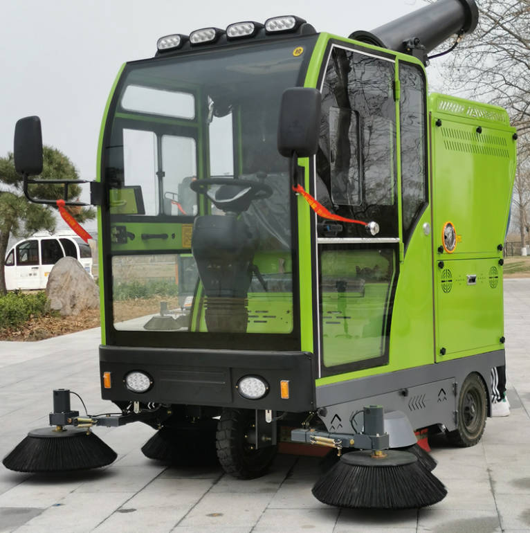 台东道路清洁广泛应用电动环卫清扫车